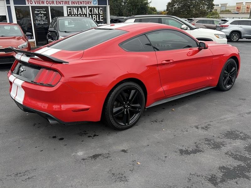 Ford Mustang EcoBoost Coupe 2017