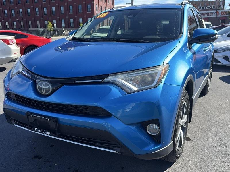 Toyota RAV4 XLE AWD 2018