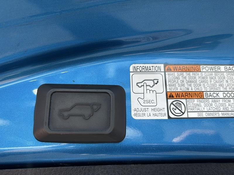Toyota RAV4 XLE AWD 2018