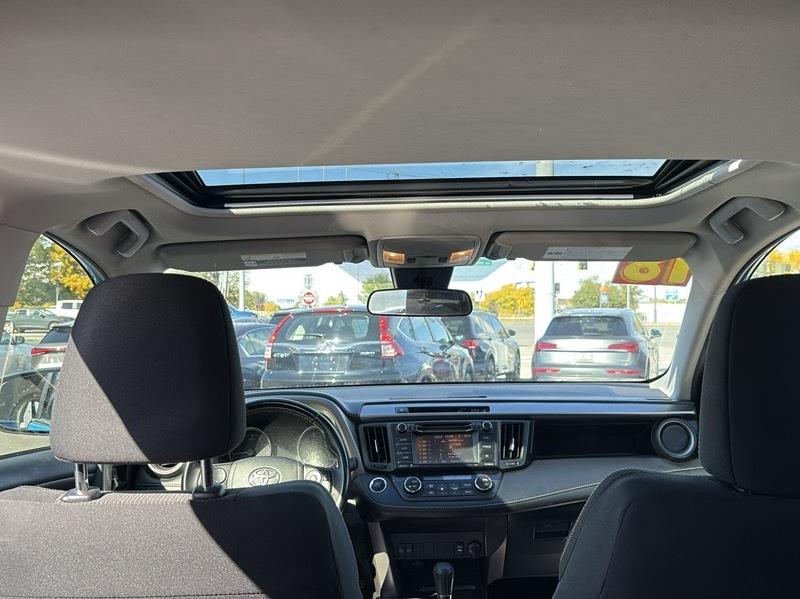 Toyota RAV4 XLE AWD 2018