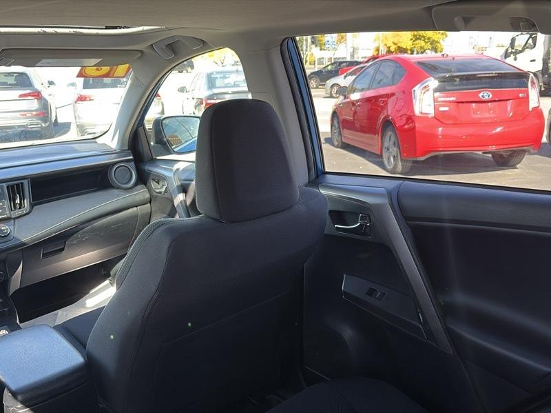 Toyota RAV4 XLE AWD 2018
