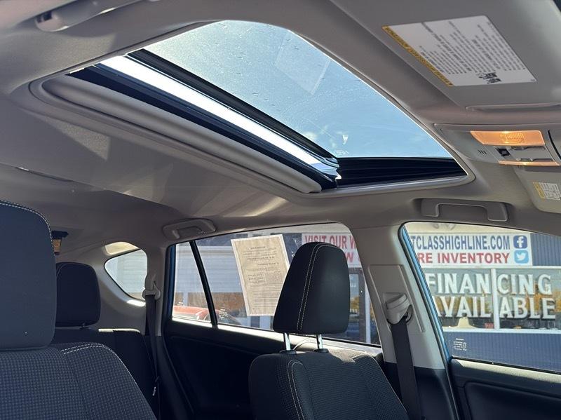 Toyota RAV4 XLE AWD 2018