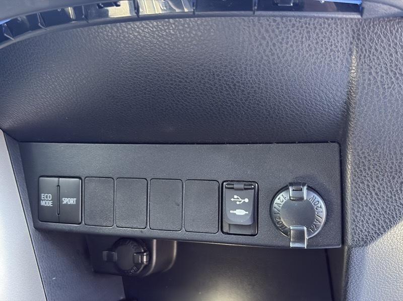Toyota RAV4 XLE AWD 2018