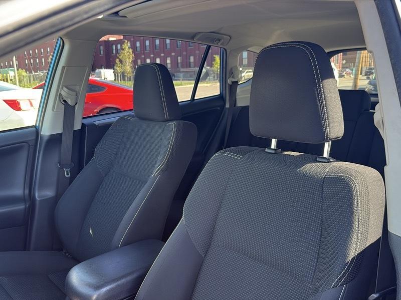 Toyota RAV4 XLE AWD 2018