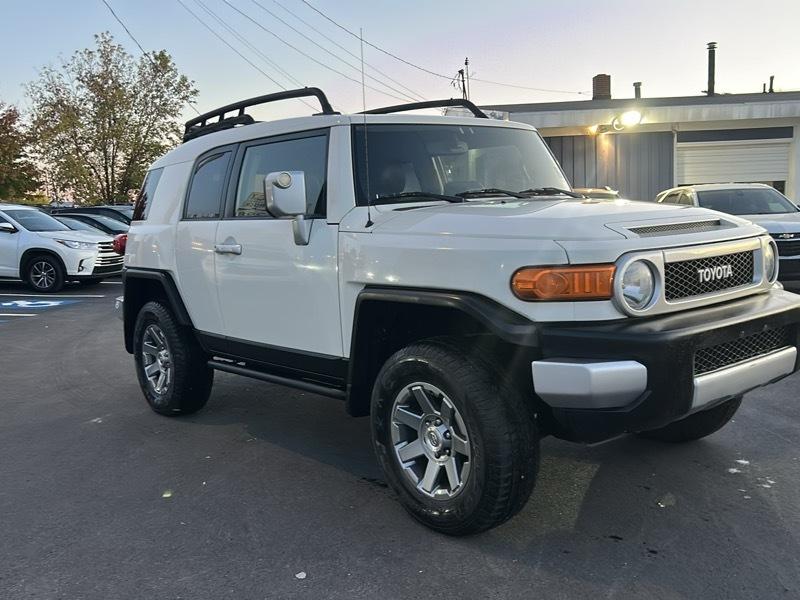 Toyota FJ Cruiser 4WD MT 2014