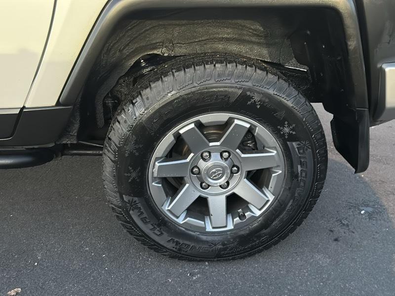 Toyota FJ Cruiser 4WD MT 2014