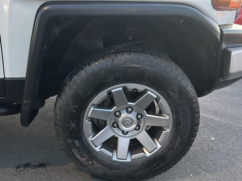 Toyota FJ Cruiser 4WD MT 2014