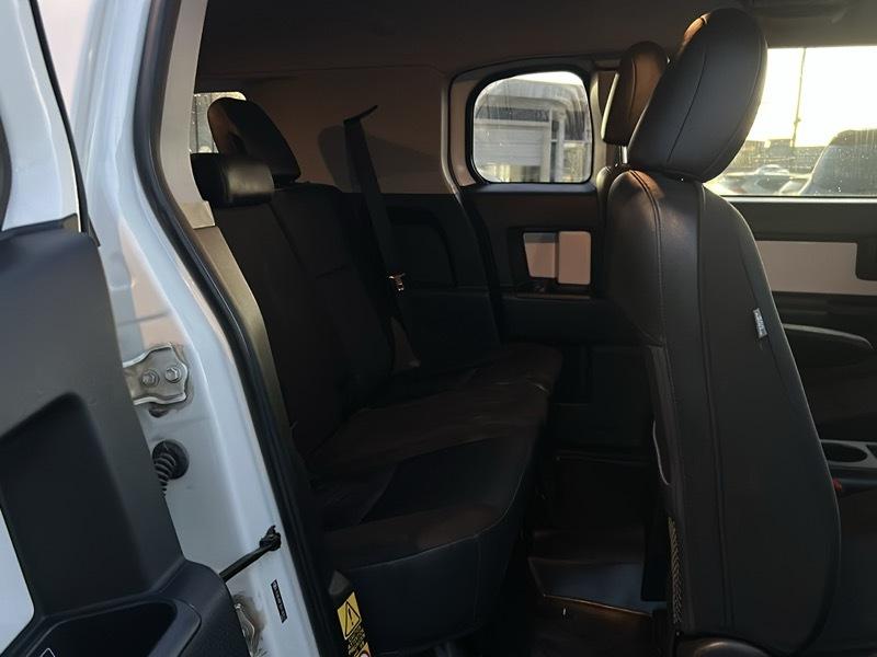 Toyota FJ Cruiser 4WD MT 2014