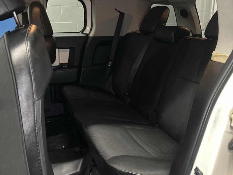 Toyota FJ Cruiser 4WD MT 2014