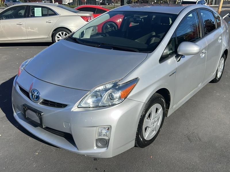 Toyota Prius Base 4D Hatchback 2010