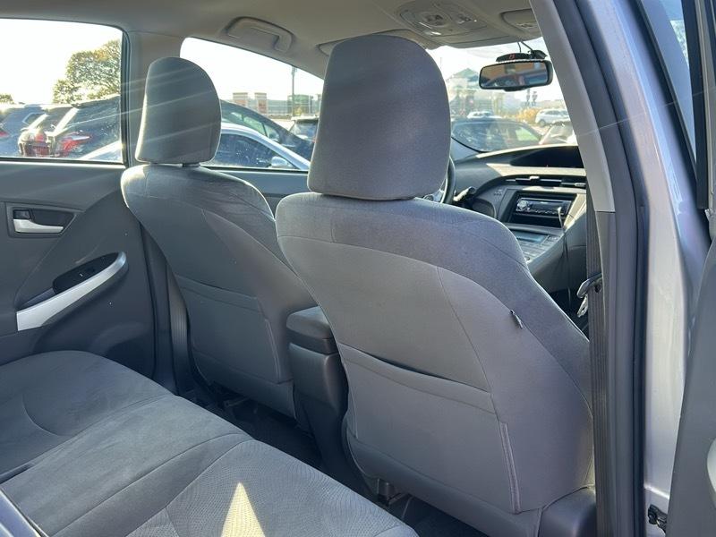Toyota Prius Base 4D Hatchback 2010