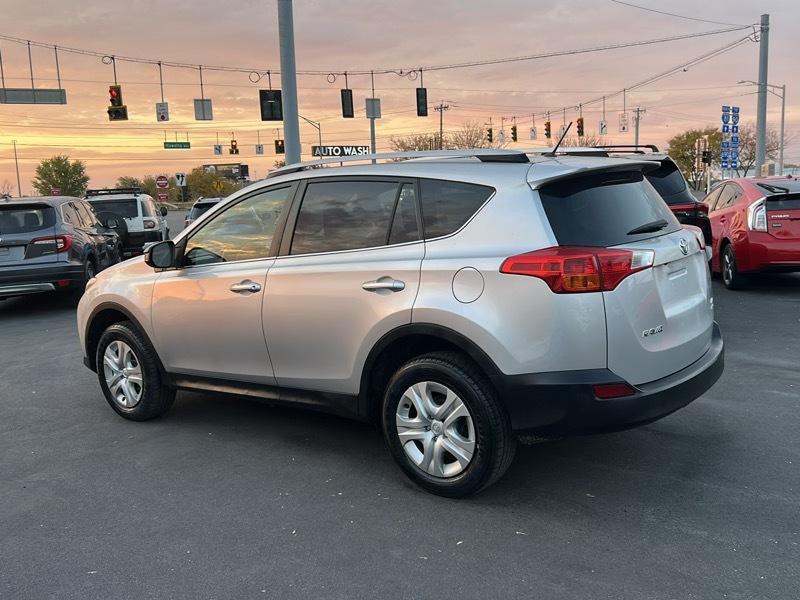 Toyota RAV4 LE AWD 2014