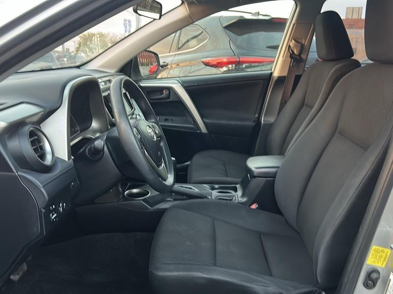 Toyota RAV4 LE AWD 2014