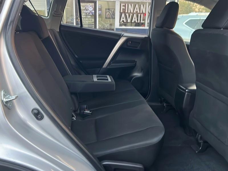 Toyota RAV4 LE AWD 2014