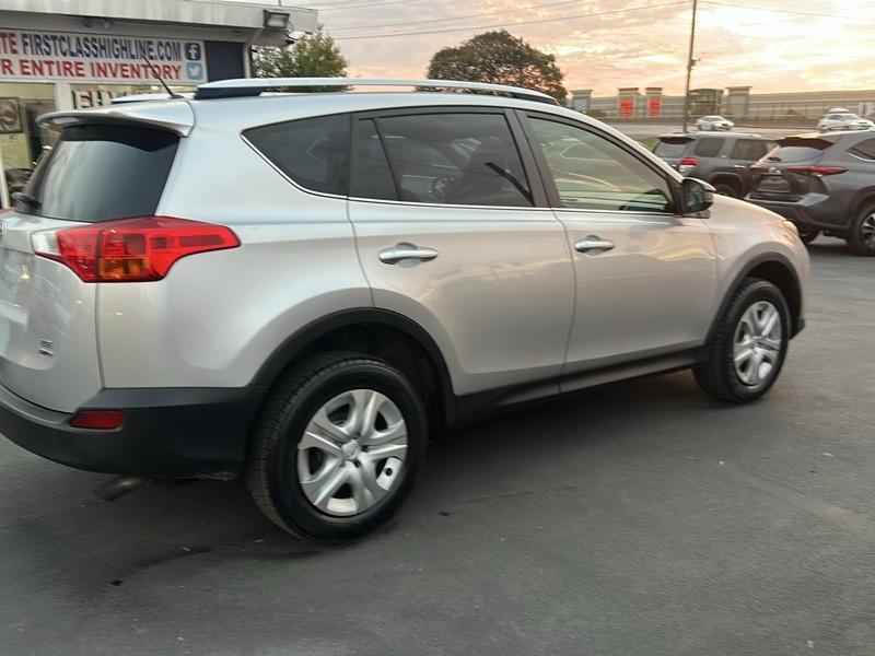 Toyota RAV4 LE AWD 2014