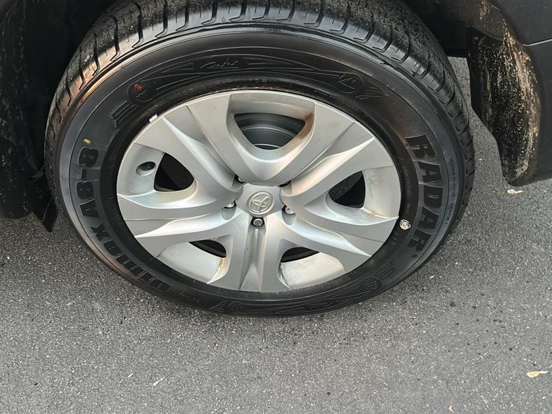 Toyota RAV4 LE AWD 2014