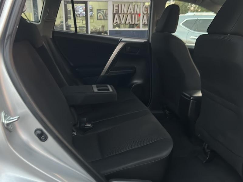 Toyota RAV4 LE AWD 2014