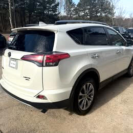 Toyota RAV4 Limited AWD 2018