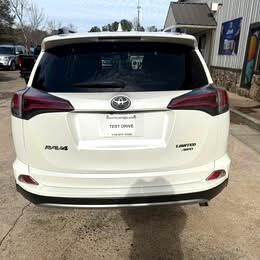 Toyota RAV4 Limited AWD 2018