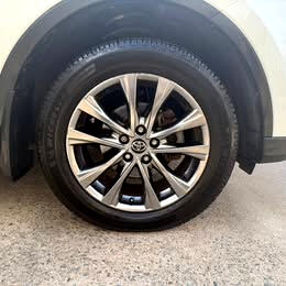 Toyota RAV4 Limited AWD 2018