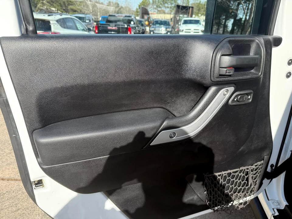 Jeep Wrangler Rubicon 4WD 2011