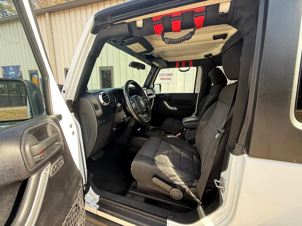 Jeep Wrangler Rubicon 4WD 2011