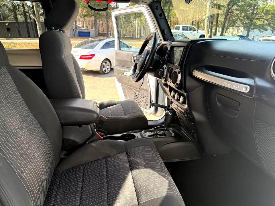 Jeep Wrangler Rubicon 4WD 2011