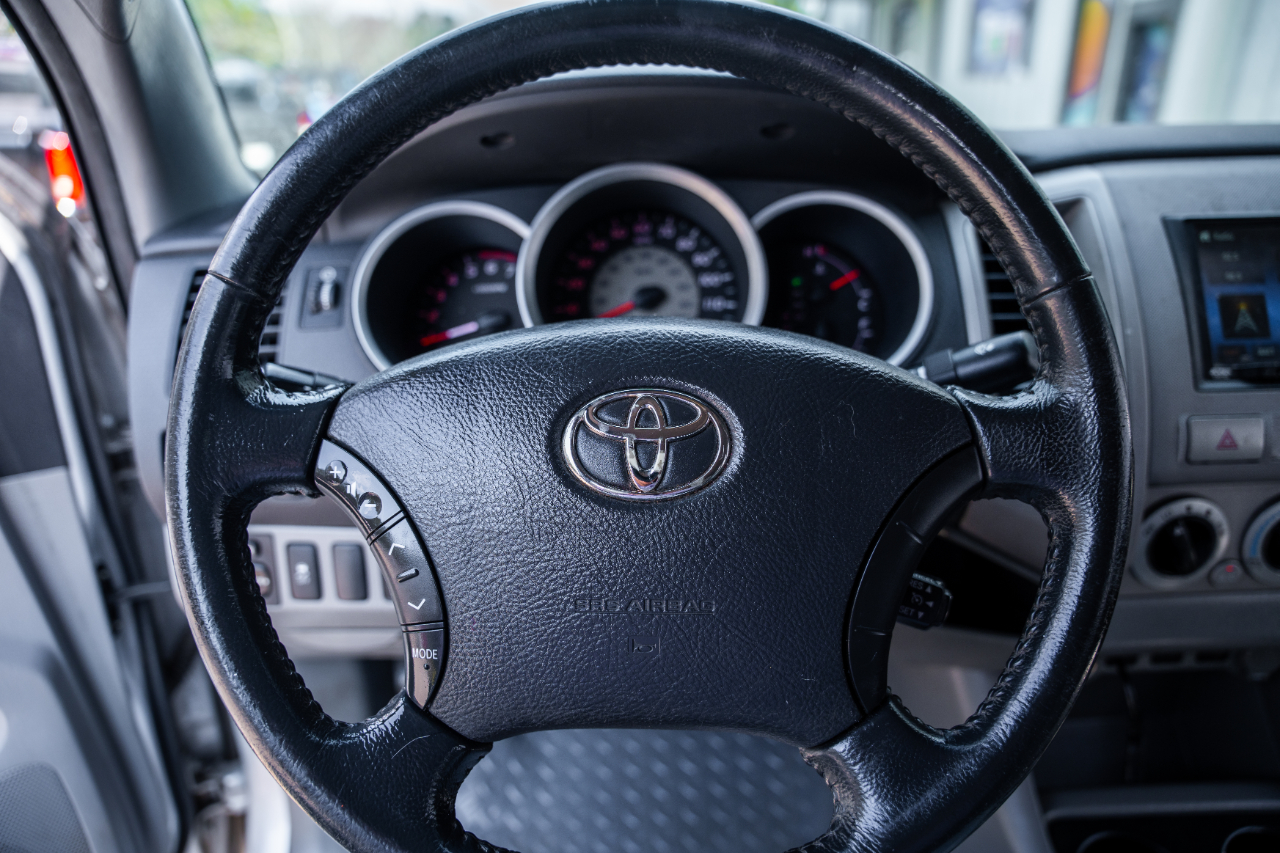 Toyota Tacoma PreRunner Double Cab V6 Auto 2WD 2010