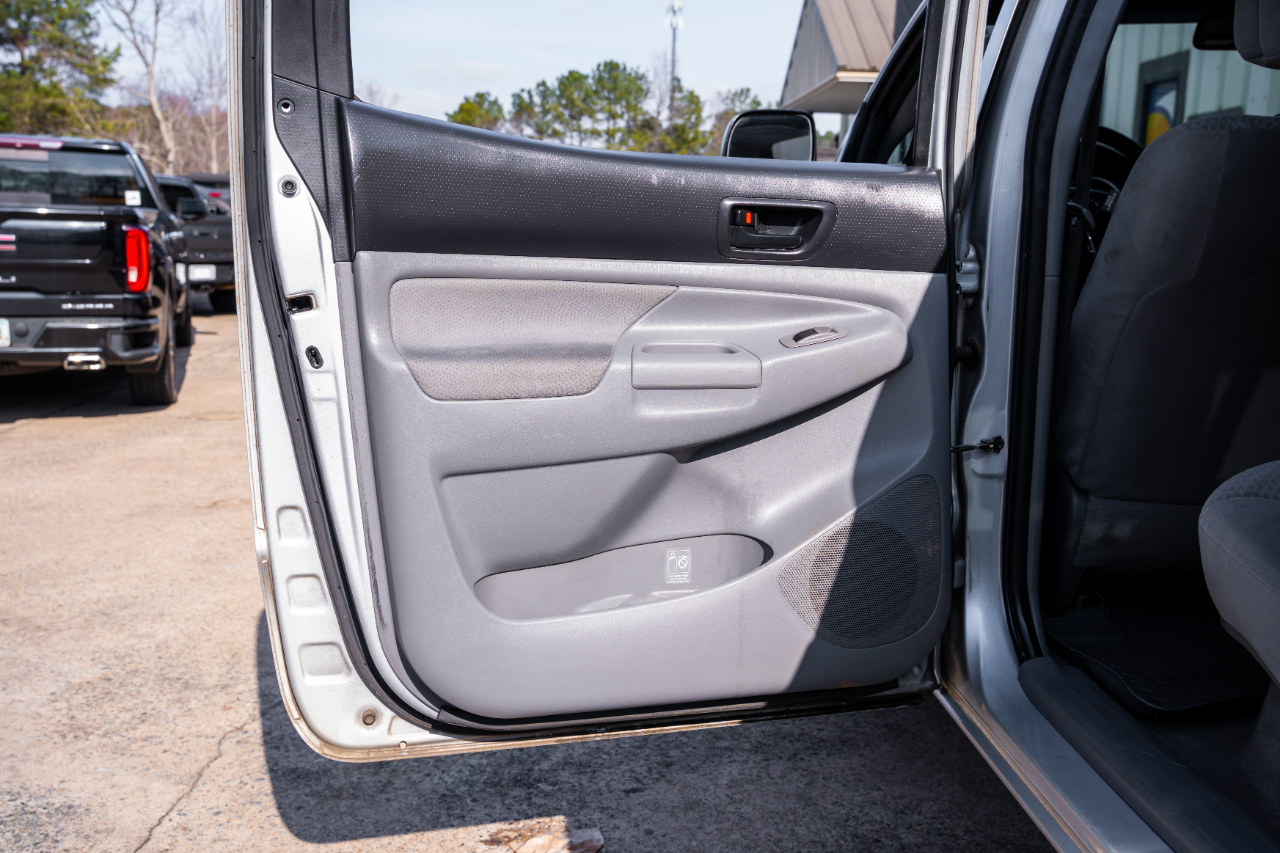 Toyota Tacoma PreRunner Double Cab V6 Auto 2WD 2010