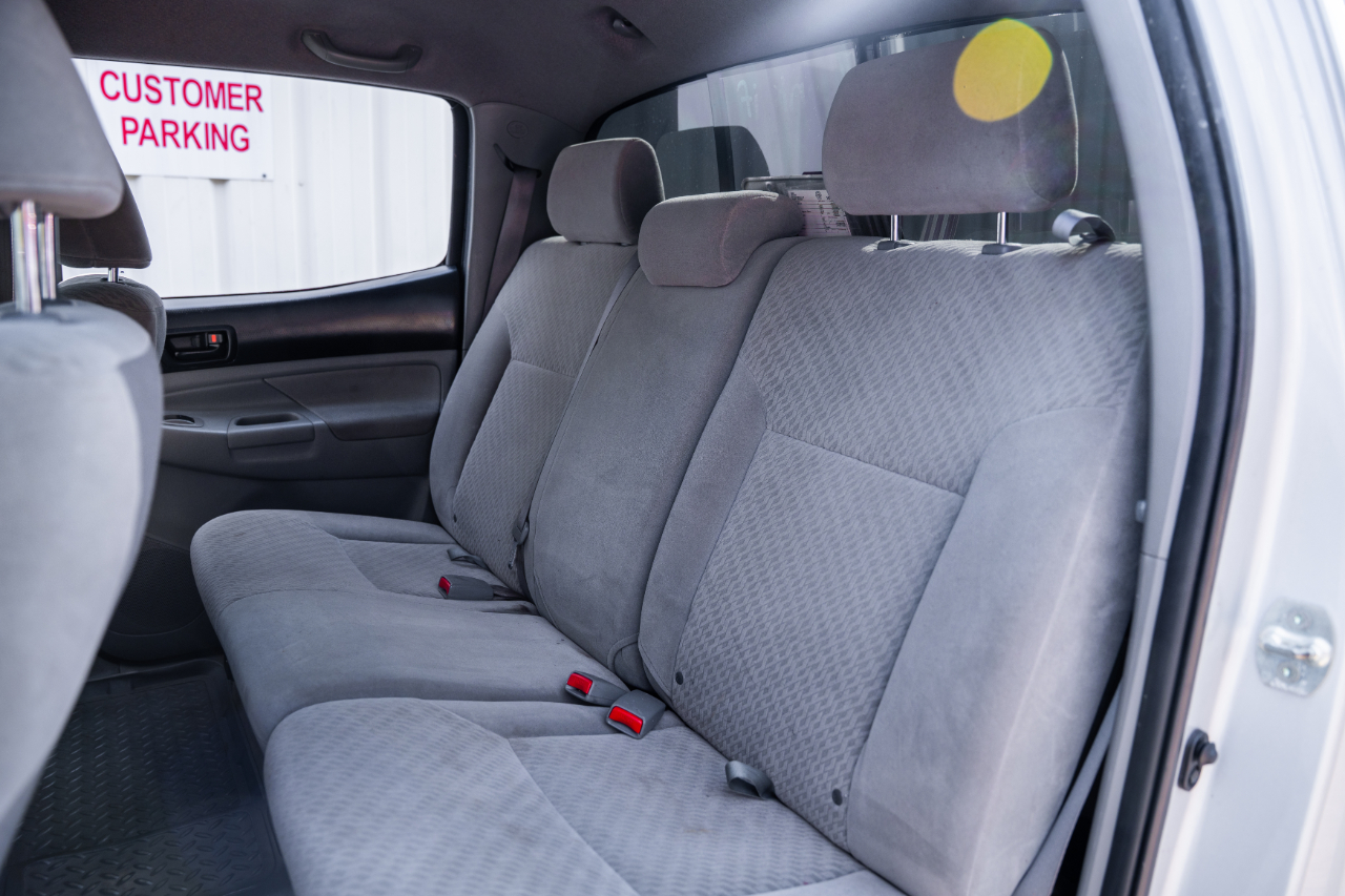 Toyota Tacoma PreRunner Double Cab V6 Auto 2WD 2010