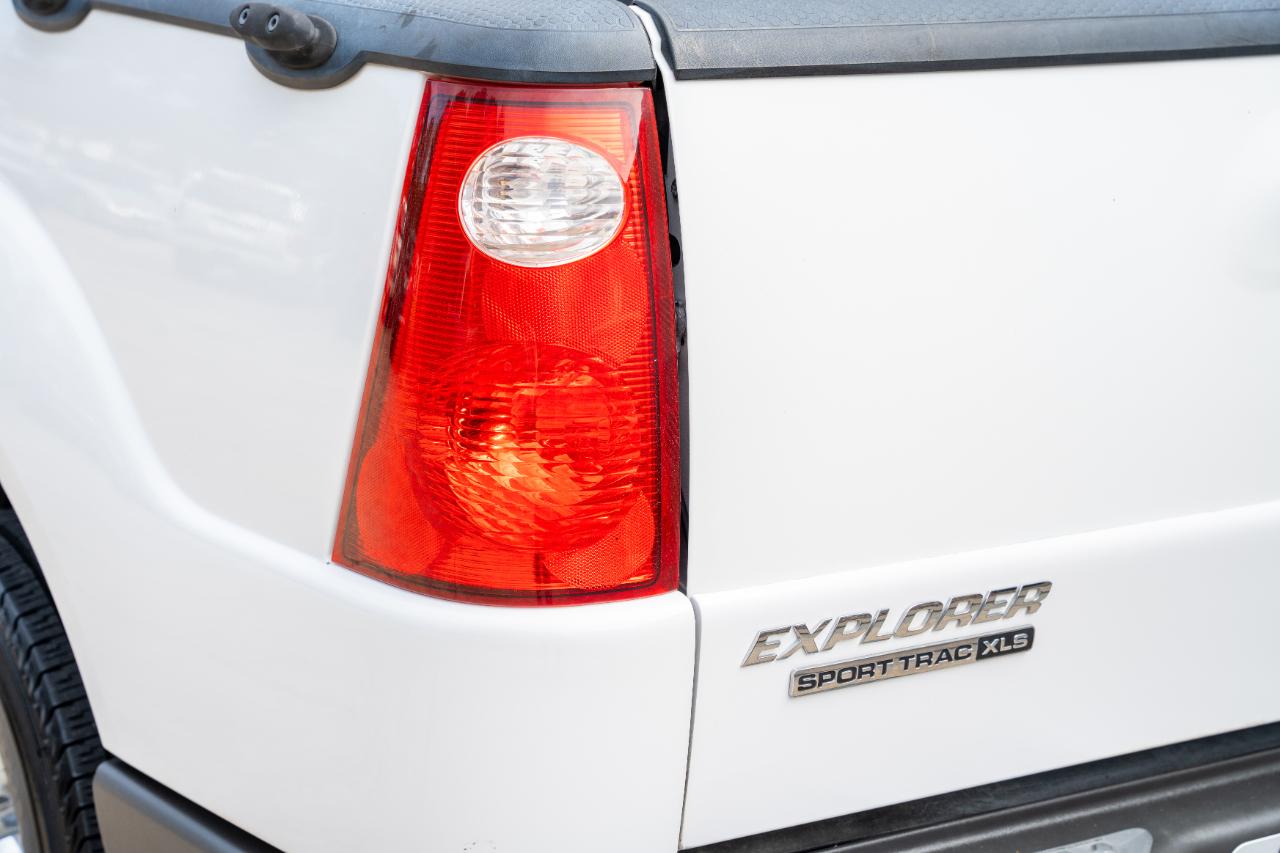 Ford Explorer Sport Trac Adrenalin 2WD 2004