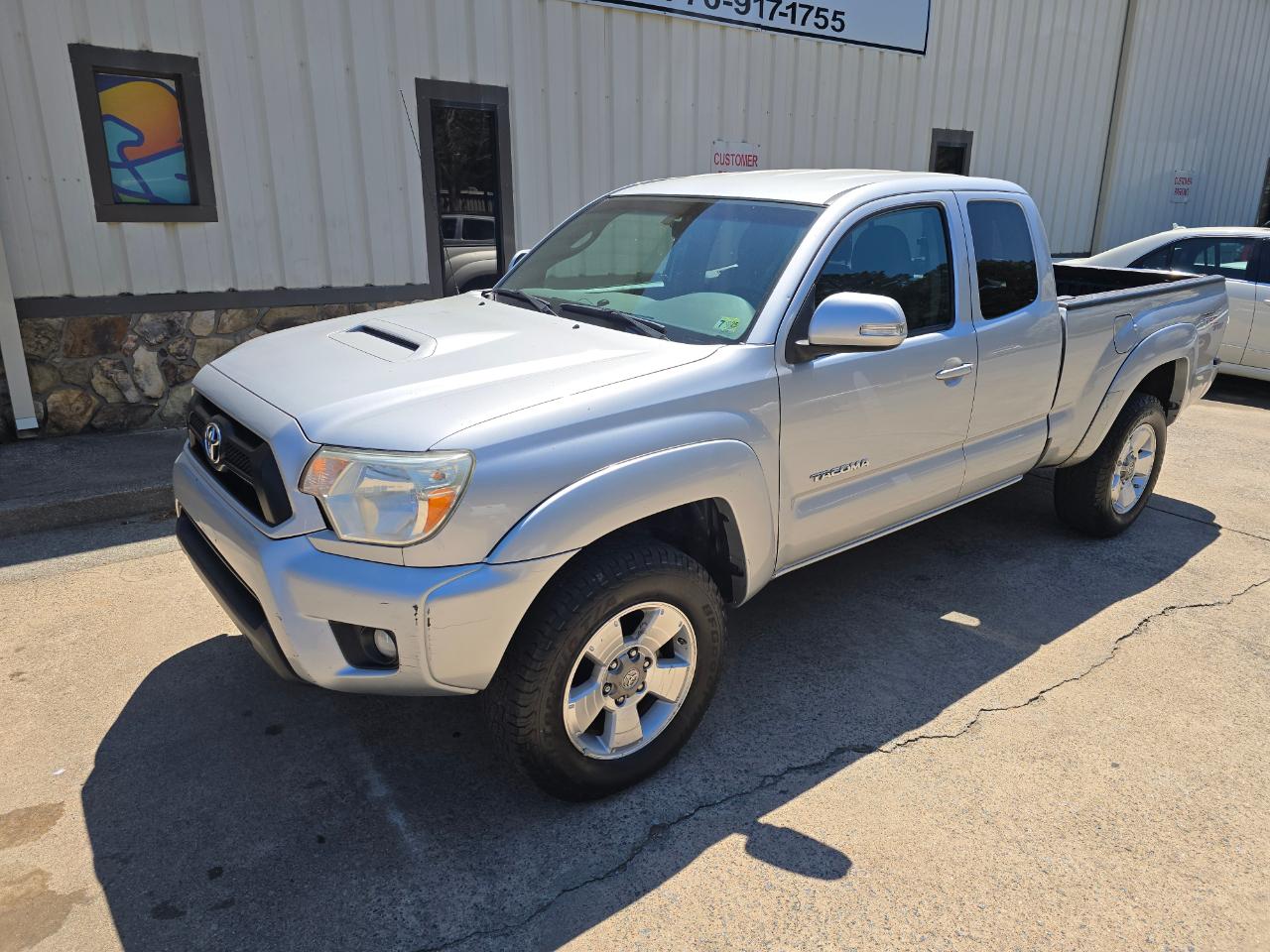 Toyota Tacoma 4WD  2013