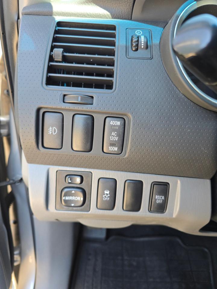 Toyota Tacoma 4WD  2013