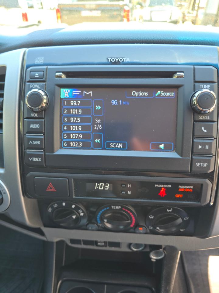 Toyota Tacoma 4WD  2013