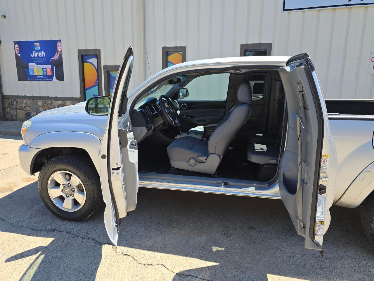 Toyota Tacoma 4WD  2013