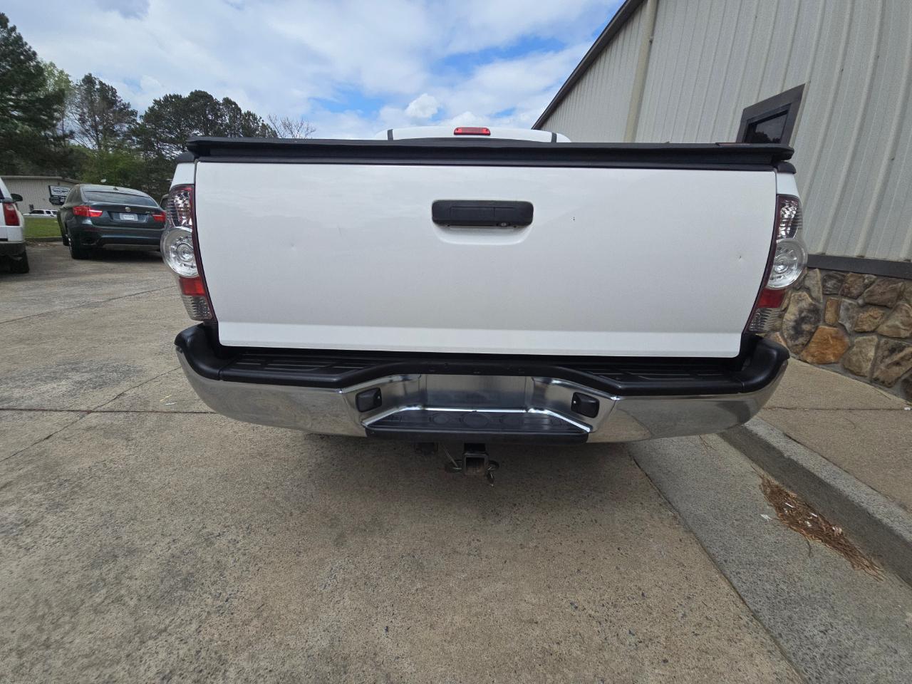 Toyota Tacoma PreRunner Double Cab V6 2WD 2009