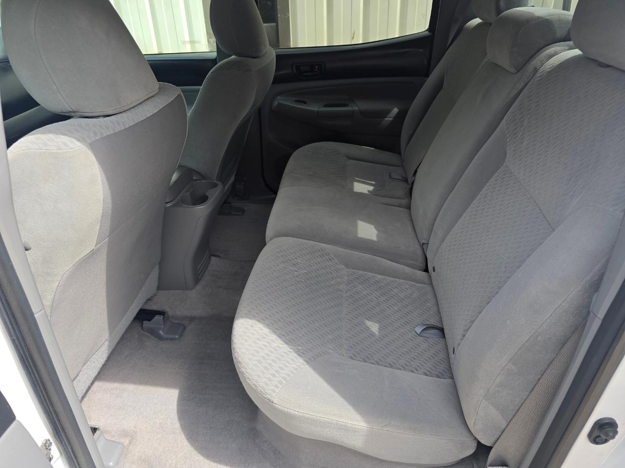 Toyota Tacoma PreRunner Double Cab V6 2WD 2009