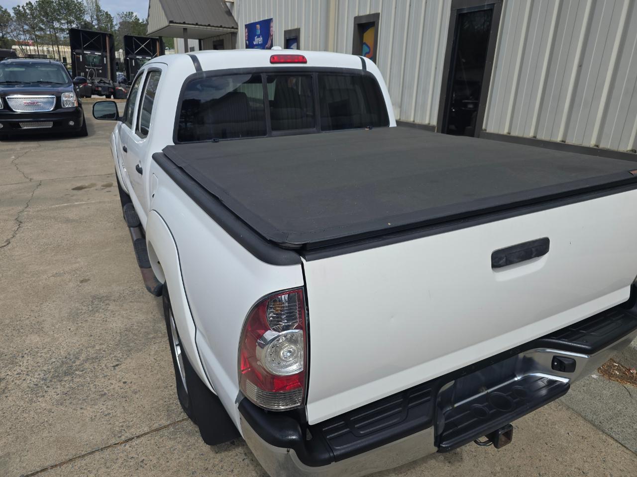 Toyota Tacoma PreRunner Double Cab V6 2WD 2009