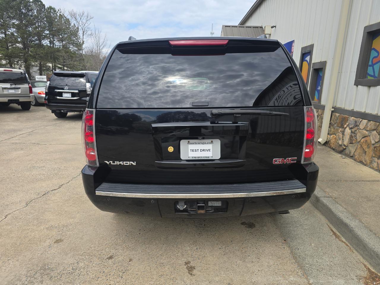 GMC Yukon Denali AWD 2007