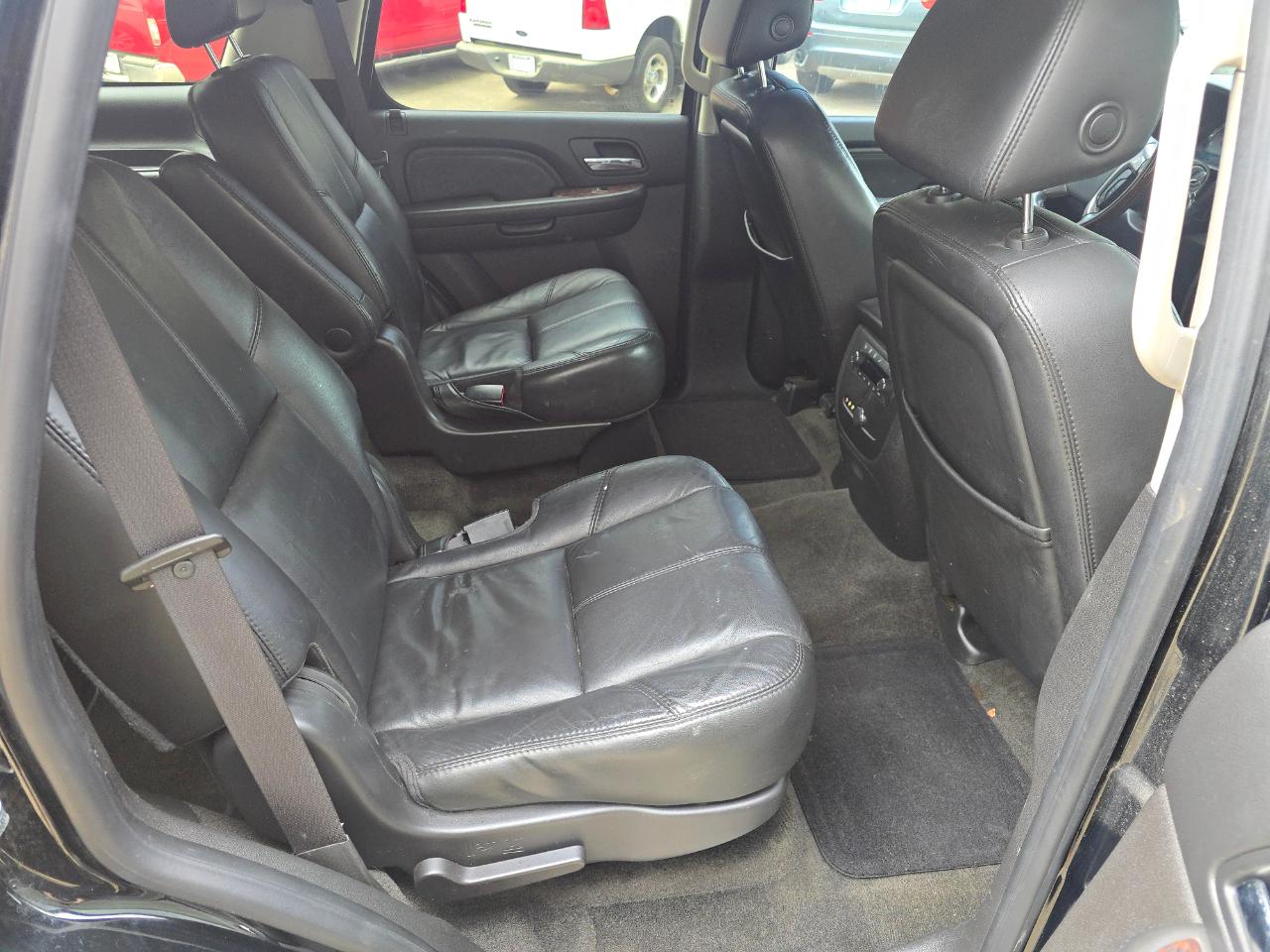 GMC Yukon Denali AWD 2007
