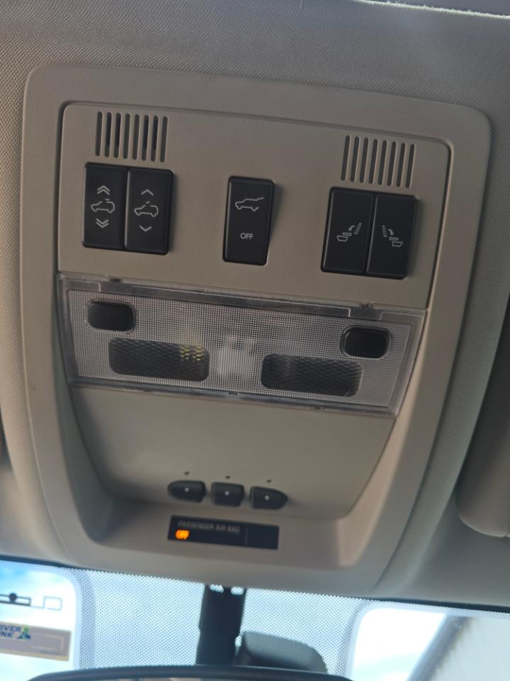 GMC Yukon Denali AWD 2007