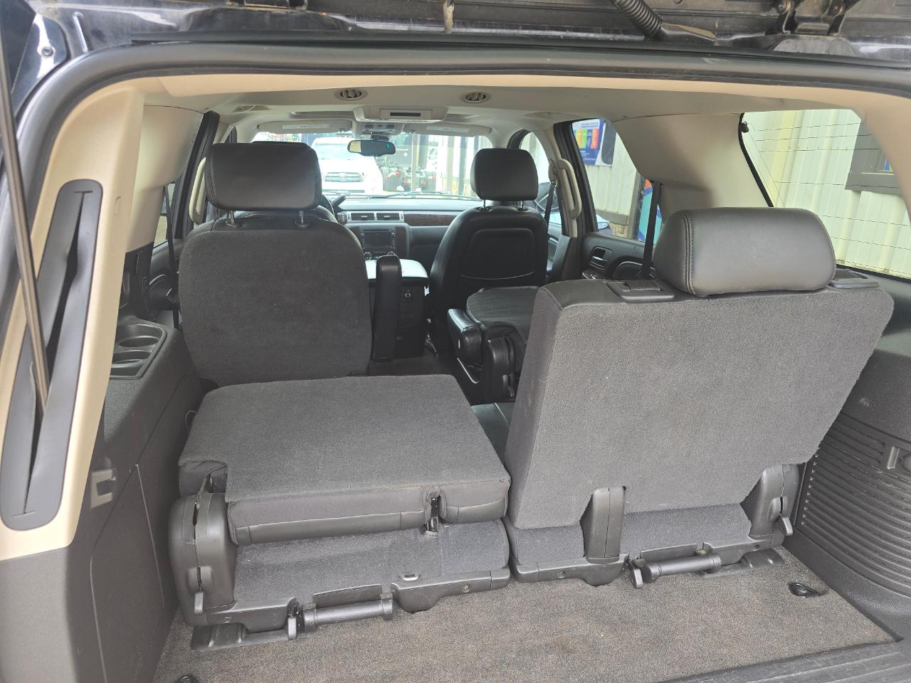 GMC Yukon Denali AWD 2007