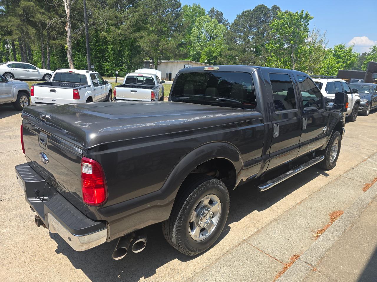 Ford F-250 SD XLT Crew Cab Long Bed 4WD 2016
