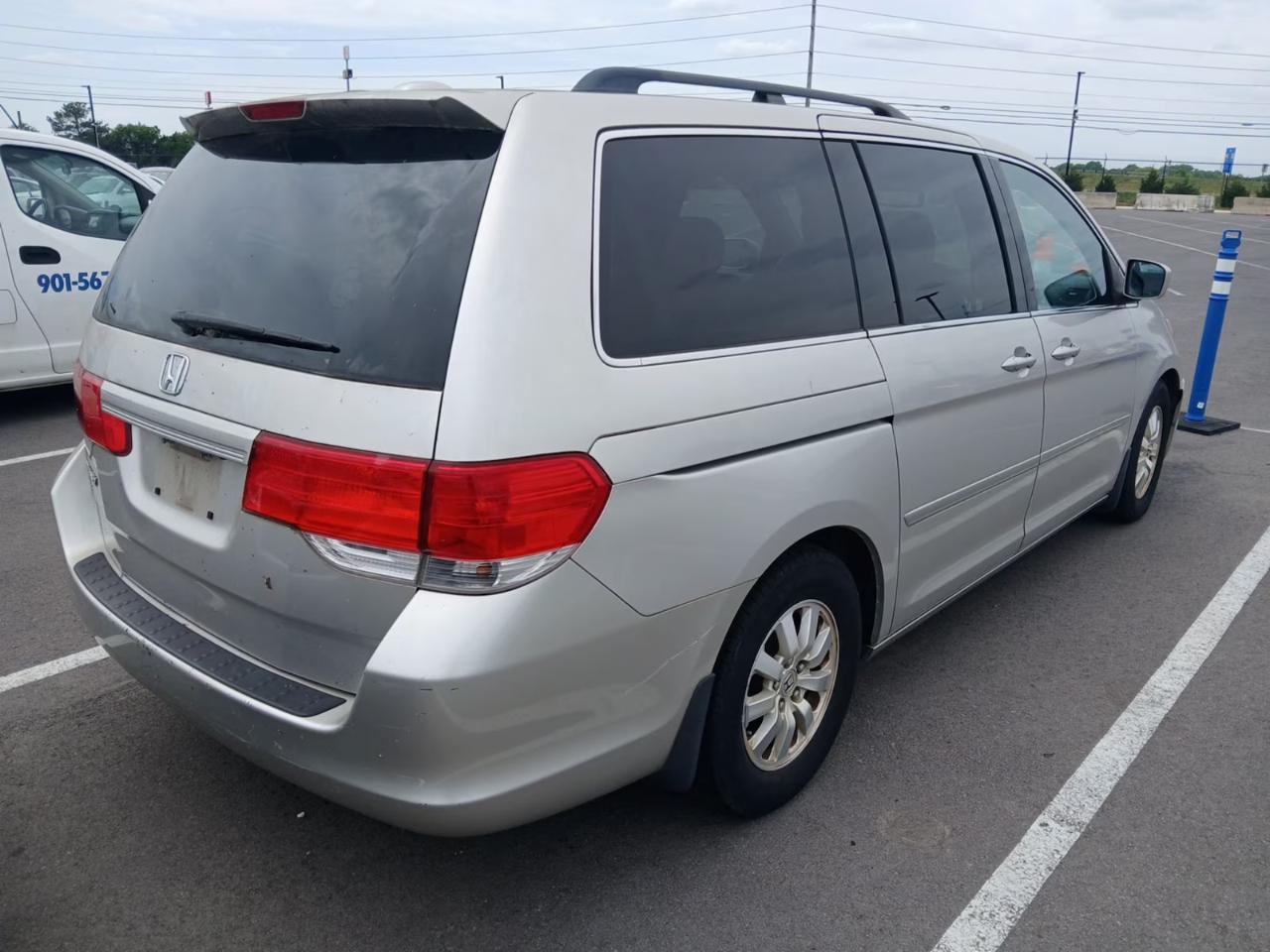 Honda Odyssey EX-L w/ DVD 2008