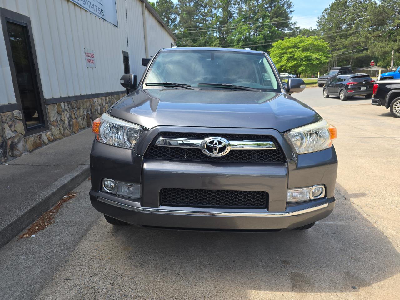 Toyota 4Runner SR5 4WD 2011