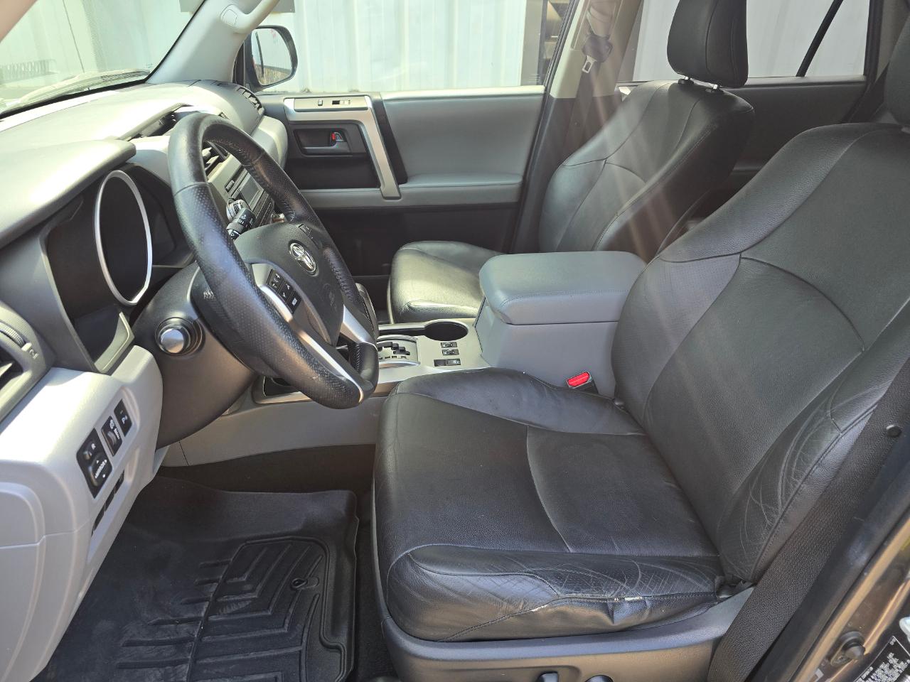 Toyota 4Runner SR5 4WD 2011