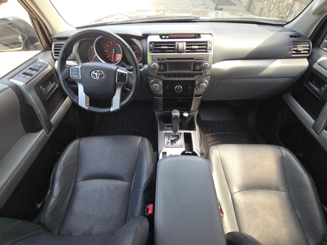 Toyota 4Runner SR5 4WD 2011