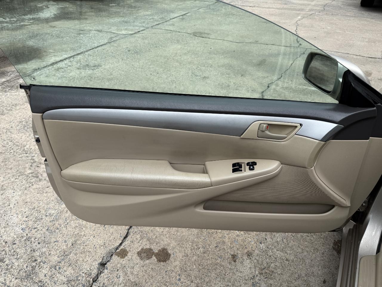 Toyota Camry Solara SE 2005