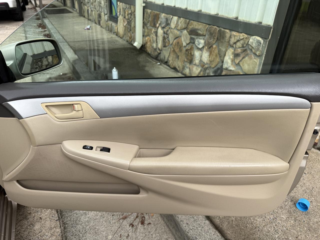 Toyota Camry Solara SE 2005