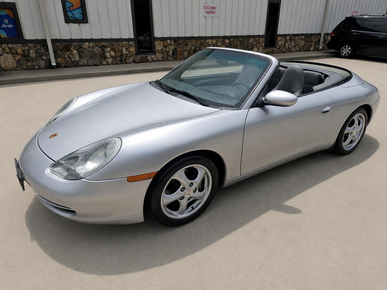 Porsche 911 Carrera Cabriolet 1999